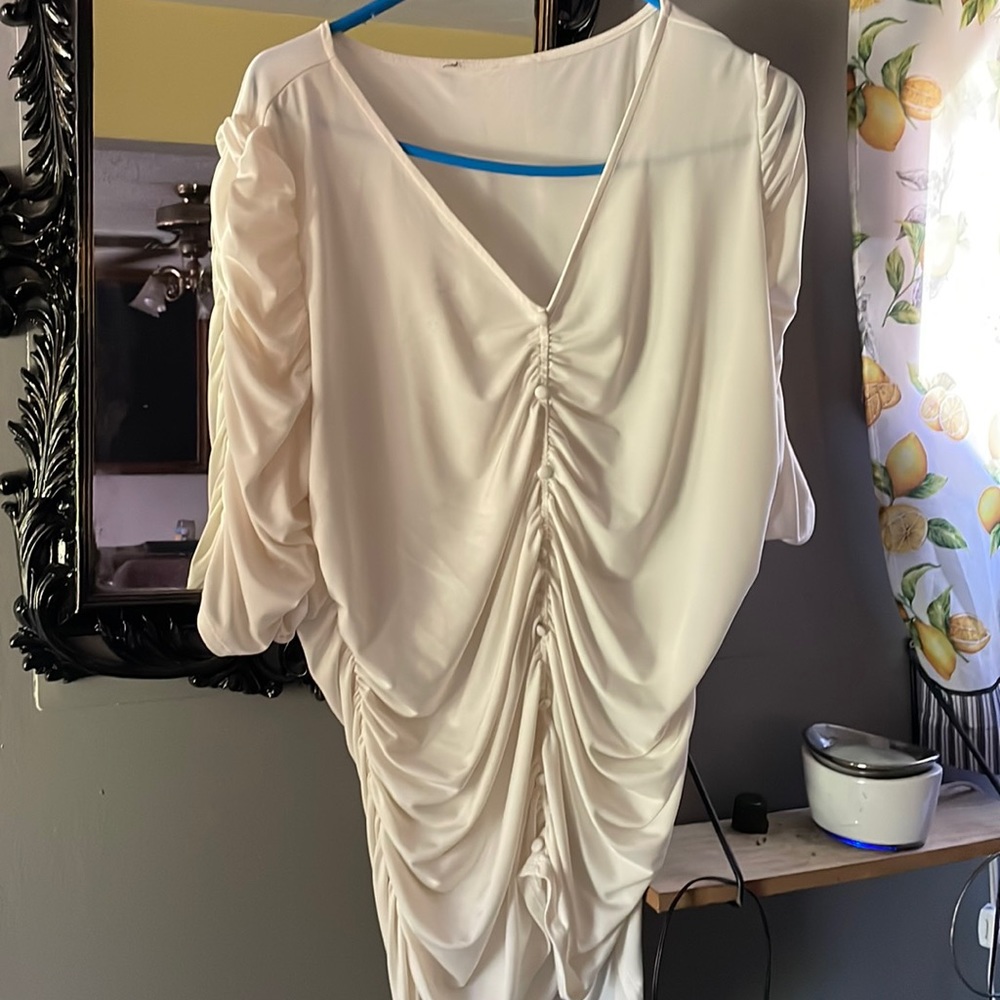 Cute silky top